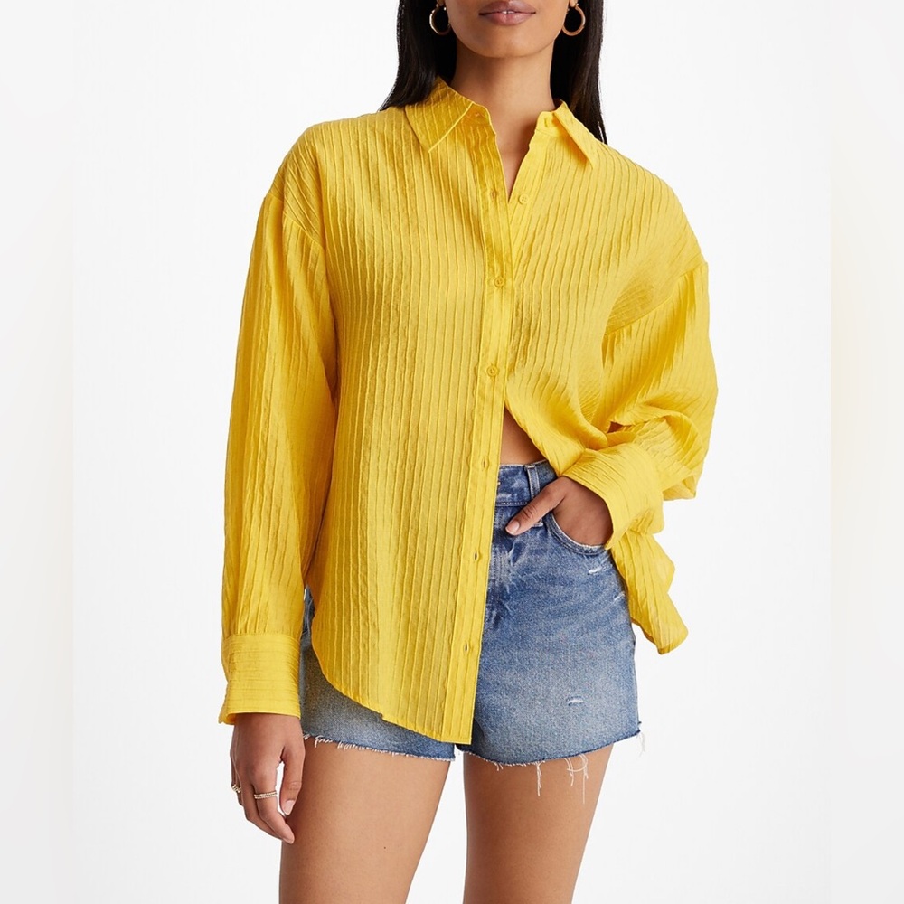Express Textured Striped Boyfriend Portofino Women's Button-Down Shirt Medium